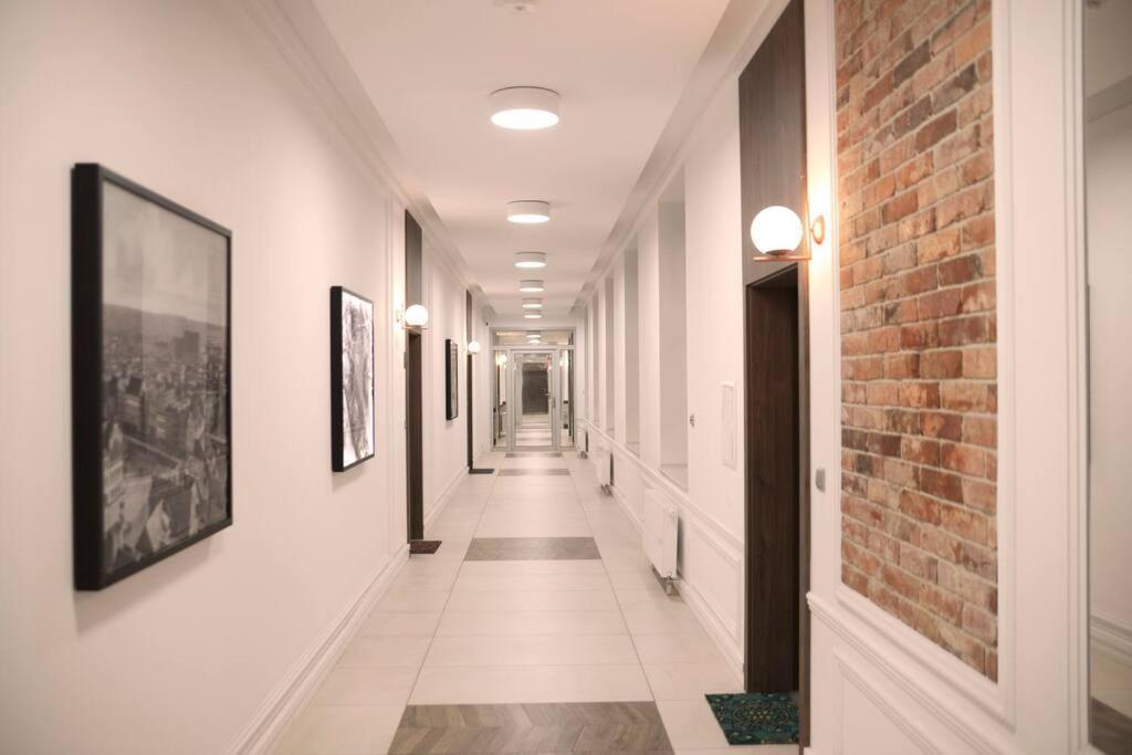Elegant Apartment In The City Center Wrocław Eksteriør bilde